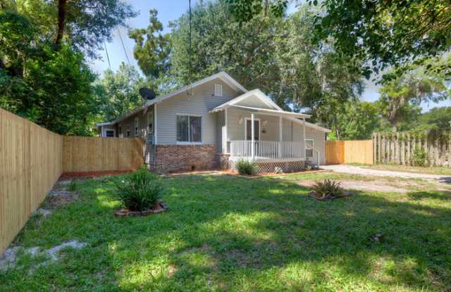 5004 Welborn Road Gallery 2