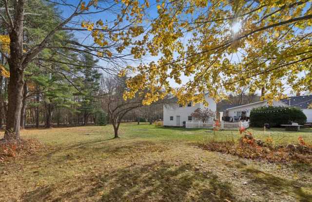 1087 Littlefield Road - Garage photos photos