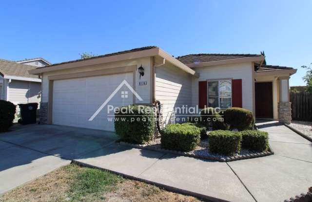 Updated 4bd/2ba Elk Grove Home with 2 Car Garage photos photos