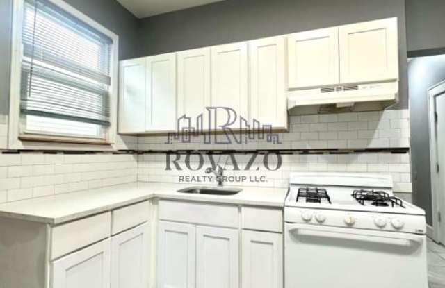 278 Leslie Street photos photos