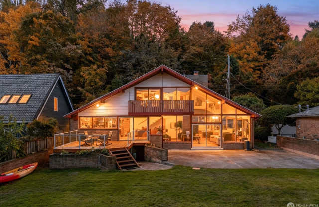 4Bd/1.75Ba Seattle Home photos photos