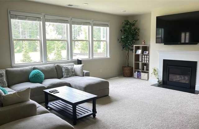 7620 Farrow Pass Circle Gallery 4