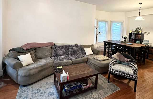 1050 Wendell Ave photos photos