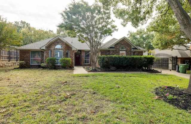 1325 Lakeside Drive Gallery 2