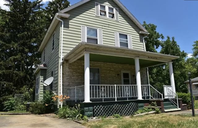 1005 Marshall Avenue - 1005 Marshall Avenue, New Castle, PA 16101 1005 Marshall Avenue - 1005 Marshall Avenue, New Castle, PA 16101