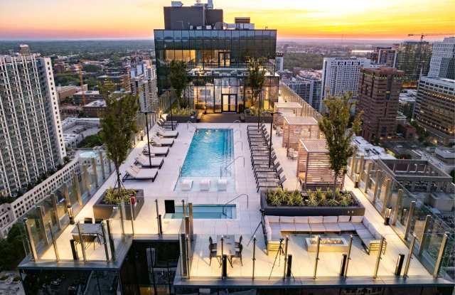 903 Peachtree Gallery 2