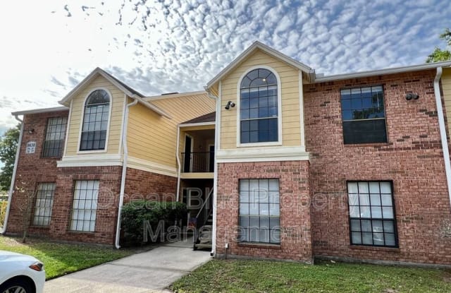 8638 Fancy Finch Dr - 8638 Fancy Finch Drive, Egypt Lake-Leto, FL 33614