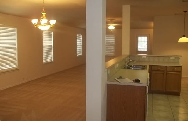 3953 Brookhollow Dr Gallery 2
