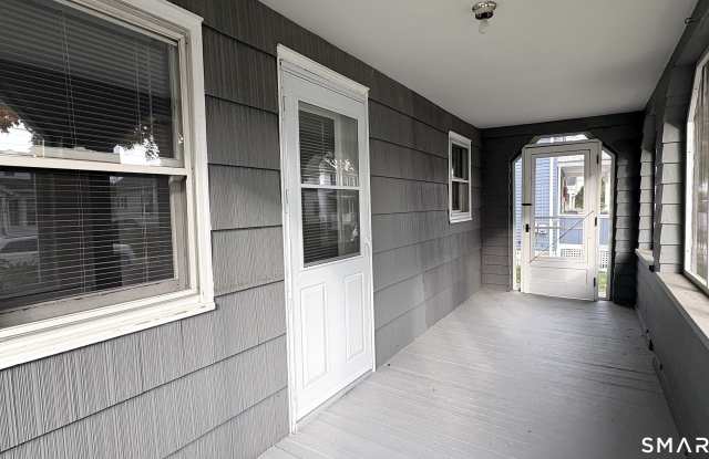 18 Virginia Avenue Gallery 2