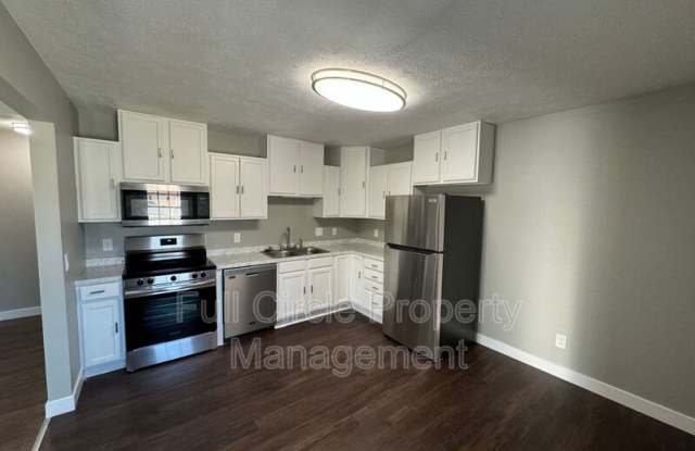 2710 N 1st St photos photos