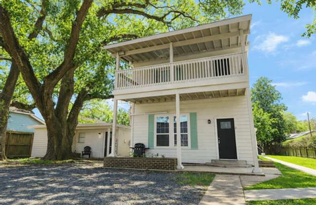 511 W Cleveland St photos photos