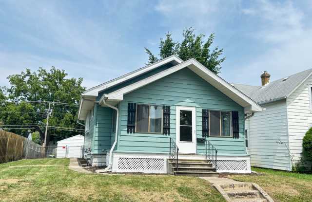 2 Bedroom Ranch photos photos