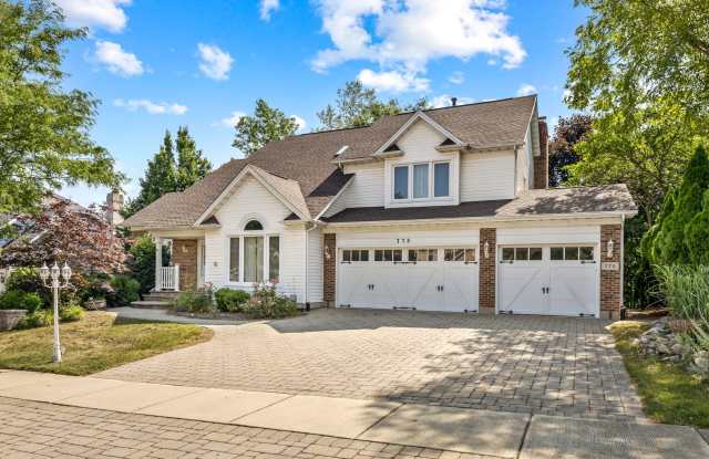 775 HARMON Boulevard photos photos