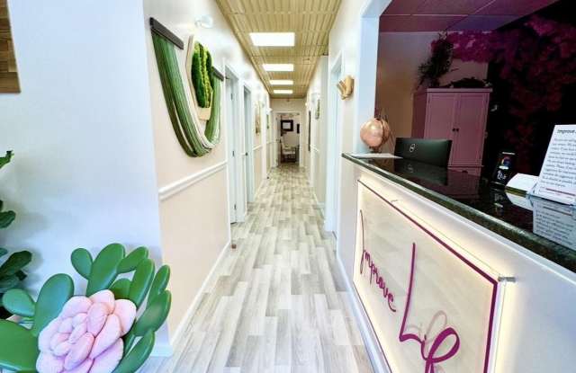 44075 PIPELINE Plaza Gallery 3