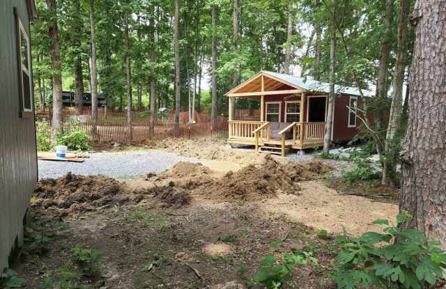 Charming 1BR House in Crossville Gallery 3