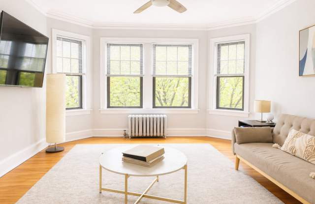 3600 North Claremont photos photos