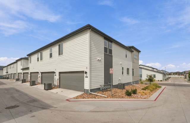Stunning 3-Bedroom Home Near Denver International Airport | Green Valley Ranch Gallery 4