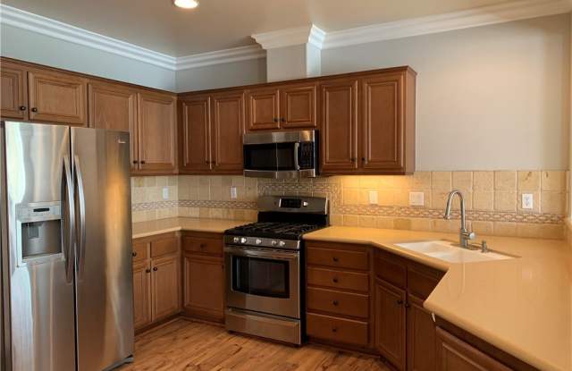 73 Wildflower Place - 73 Wildflower Place, Ladera Ranch, CA 92694