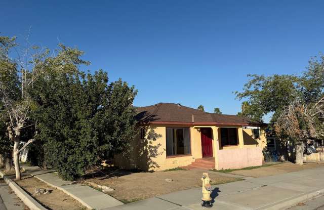 334 B Street -- West Valley Real Estate - 334 B Street, Taft Heights, CA 93268 334 B Street -- West Valley Real Estate - 334 B Street, Taft Heights, CA 93268