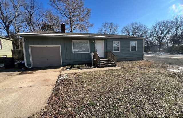 Spacious 3 Bedroom Home with Attached Detached Garages - 9417 Lewis Avenue, Kansas City, MO 64138 Spacious 3 Bedroom Home with Attached Detached Garages - 9417 Lewis Avenue, Kansas City, MO 64138