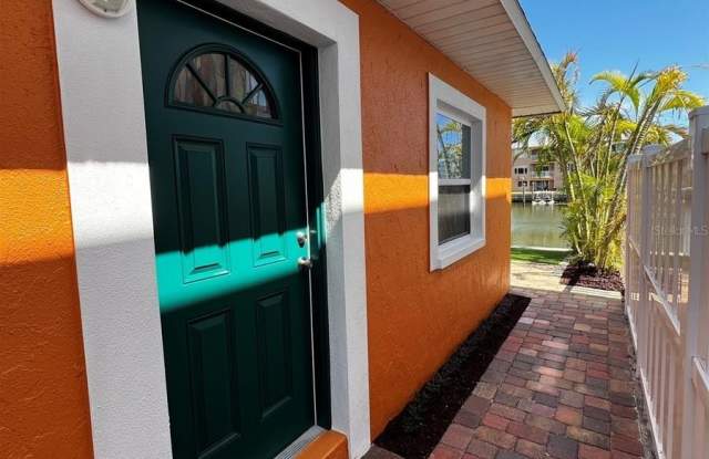 137 175TH TERRACE DRIVE E photos photos