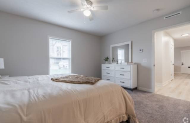 9912 Moore Hill Place - 204 Gallery 4