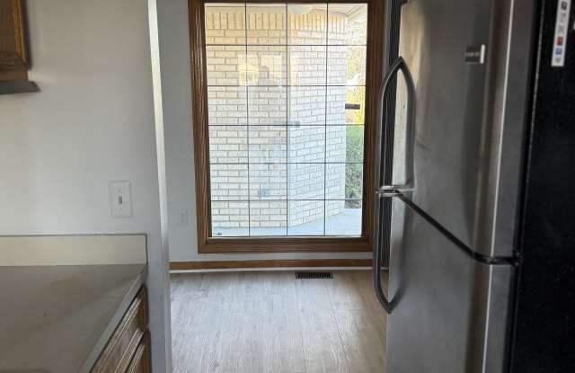 16891 Penrod Dr - 16891 Penrod Drive, Macomb County, MI 48035