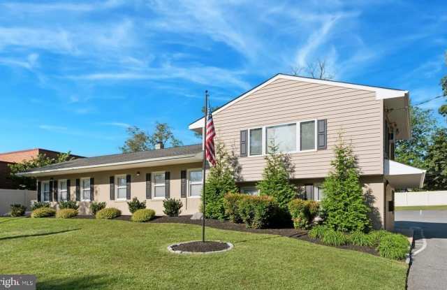 2417 SILVERSIDE RD #3 photos photos