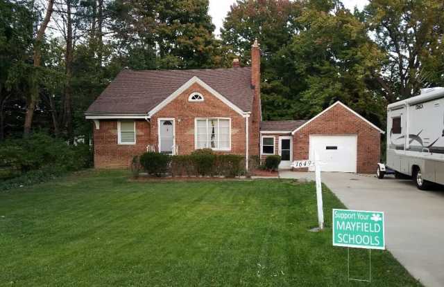 3 bedroom Bungalow with finished basement.. photos photos