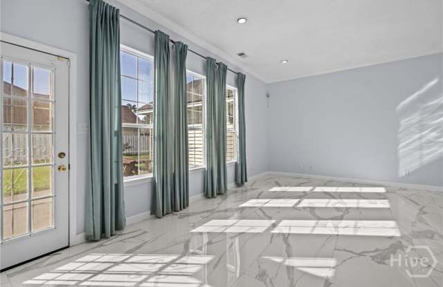 124 Hopeland Drive Gallery 4