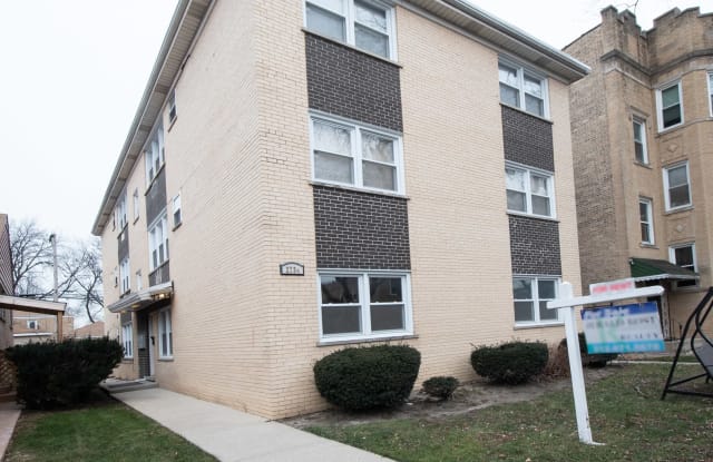 2734 West Greenleaf Avenue - 2734 West Greenleaf Avenue, Chicago, IL 60645