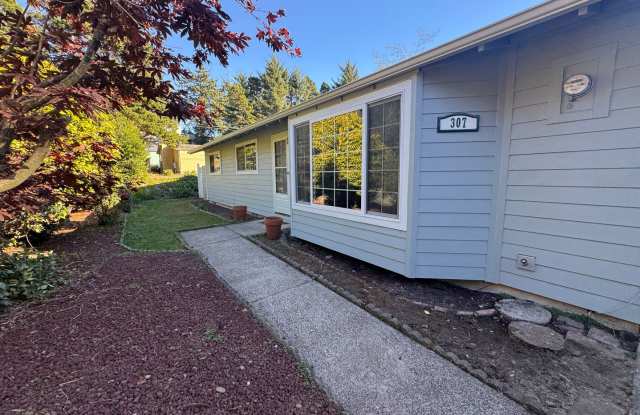 2 Bedroom Home in Newport! Gallery 4