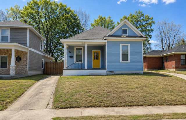 Spacious 4-Bedroom Home with Flex Room & Fenced Backyard! photos photos
