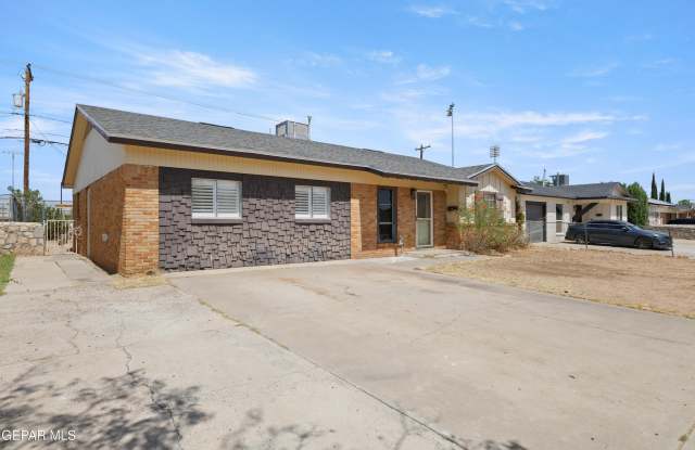 5409 EDMONTON Avenue Gallery 3