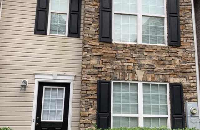 1825 Thrasher Court Gallery 3