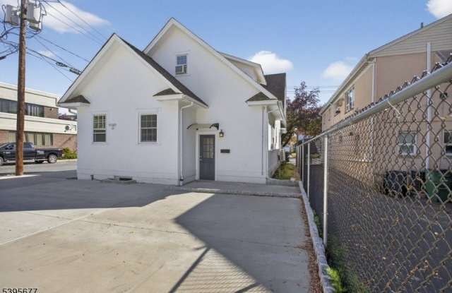 1793 E 2Nd St - 1793 East 2nd Street, Scotch Plains, NJ 07076
