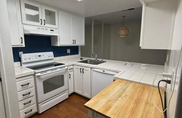 Upper Westside Santa Cruz | 2BD/1BA Condo | Pool, Patio & Parking photos photos