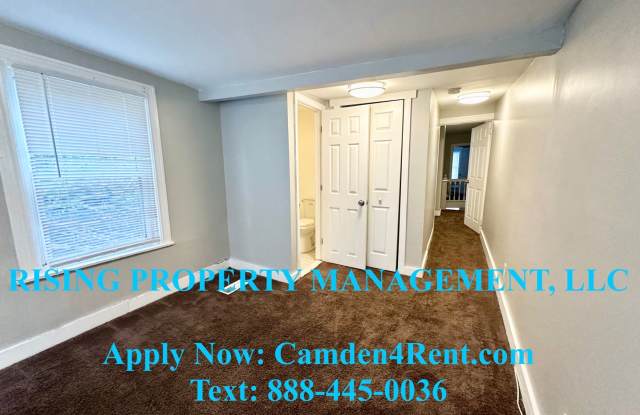Renovated 4 Bedroom 2.5 Bathroom home in the heart of Downtown Camden with private primary bathroom. Gallery 3