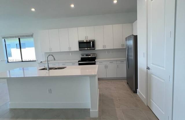 5310 Nevola Ave Gallery 2