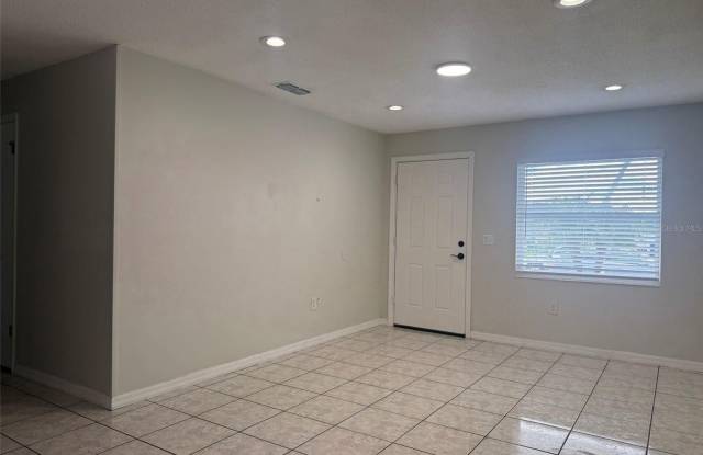 3227 WALLINGTON Drive Gallery 2