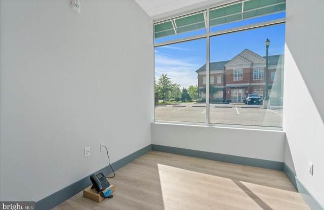 4565 DAISY REID Avenue unit: 1 photos photos