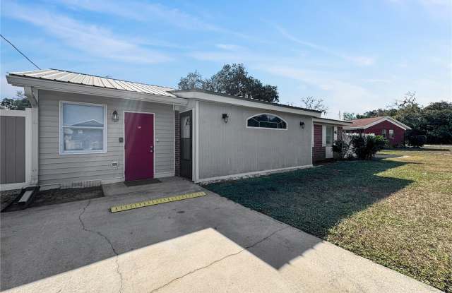 1003 COUNTY ROAD 17A W photos photos