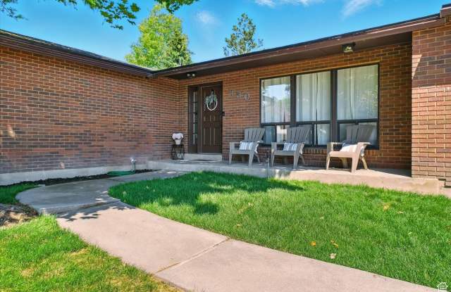130 SUMMIT DR photos photos