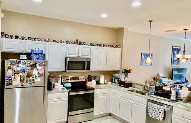 8460 Village Edge Circle #5 Gallery 3