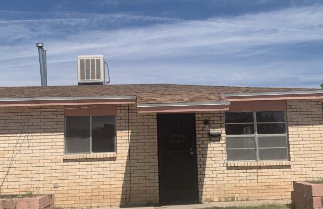 703 Hilton Avenue photos photos