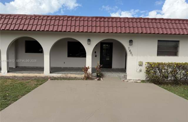 7801 SW 12th St photos photos