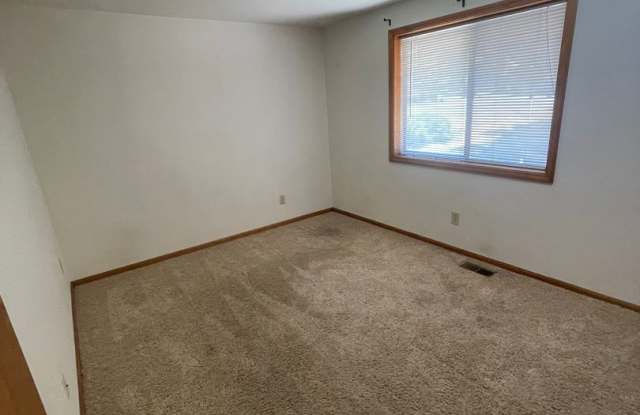 3 Bedroom Home on Large Corner Lot! photos photos