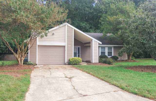 Charming 3-Bedroom Ranch on a Cul-de-Sac! "ASK ABOUT OUR ZERO DEPOSIT" photos photos