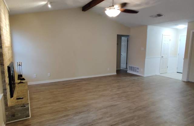 3312 Timber Oak Drive Gallery 1