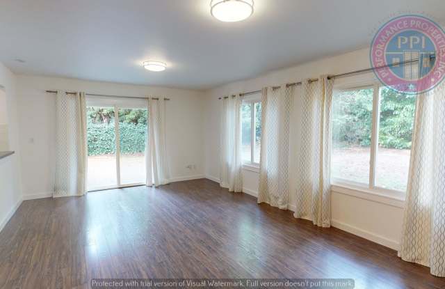 Lake Oswego - NO DEPOSIT W/RHINO!!! Single Level Ranch, Pet Friendly - 6355 Southwest Dawn Street, Clackamas County, OR 97035